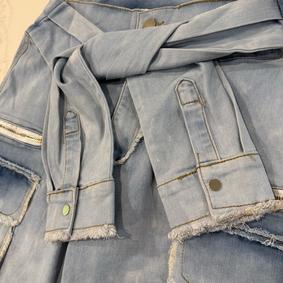 My Boo NWT Cargo Tomboy High Waisted Denim Jeans Women’s Large Blue Tie Waist - Picture 5 of 9